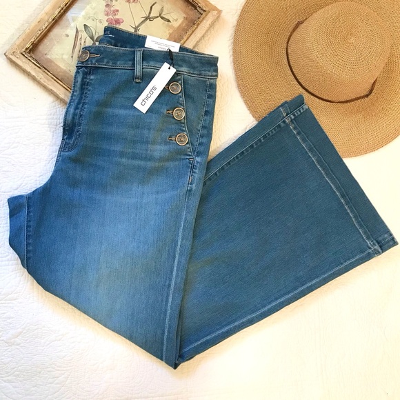 NWT Chico’s Button Flare Jean - Picture 14 of 16